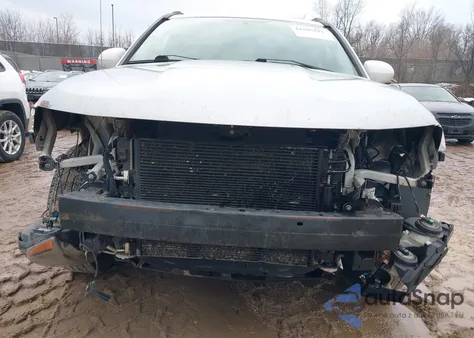 2016 Jeep Compass Latitude z USA, uszkodzony, nr VIN 1C4NJDEB5GD781380